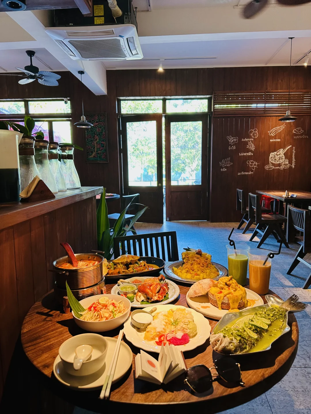 防城港top1的东南亚菜！漂亮好吃！！