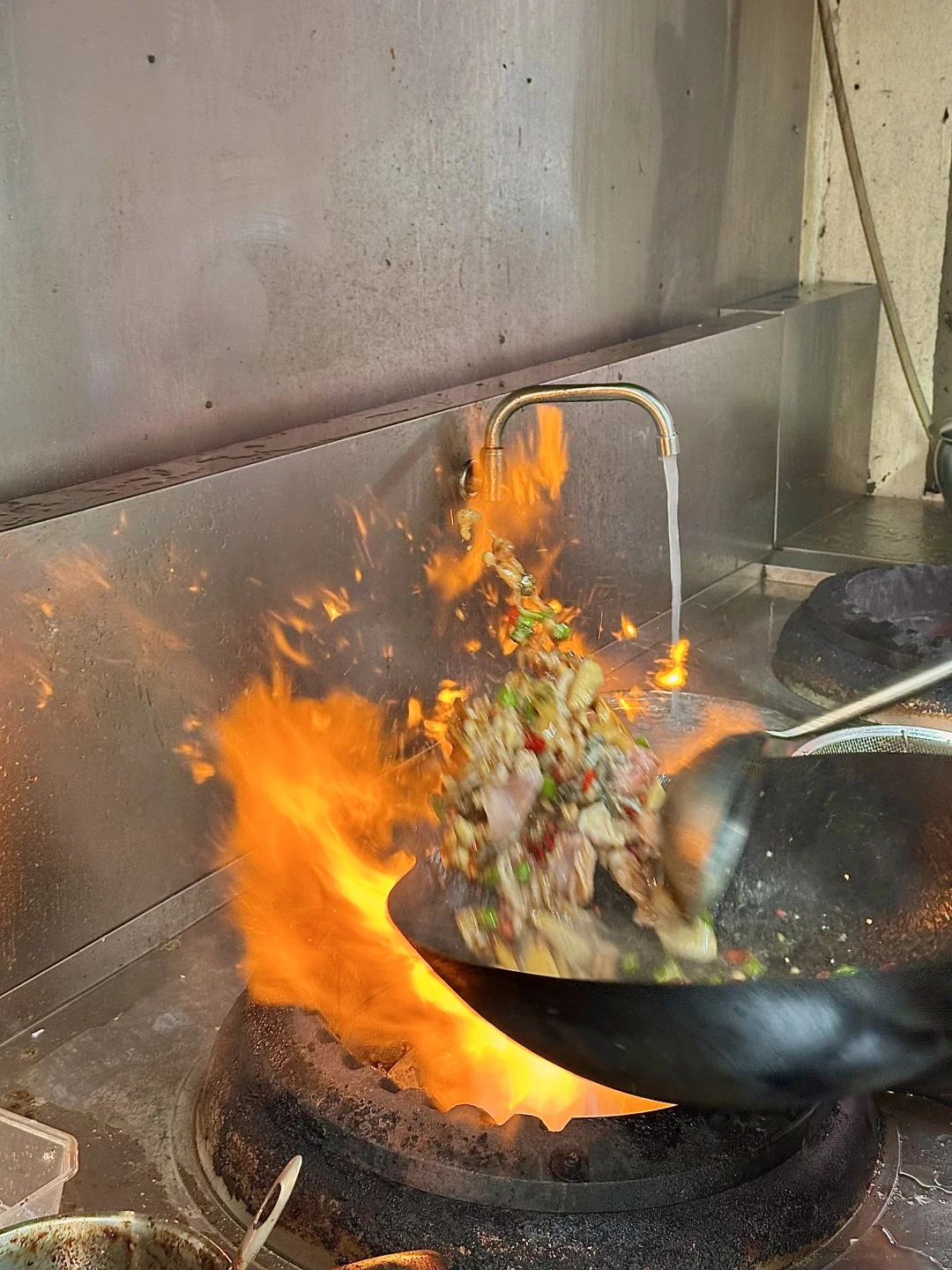 防城港！前三好吃的爆炒小店！！