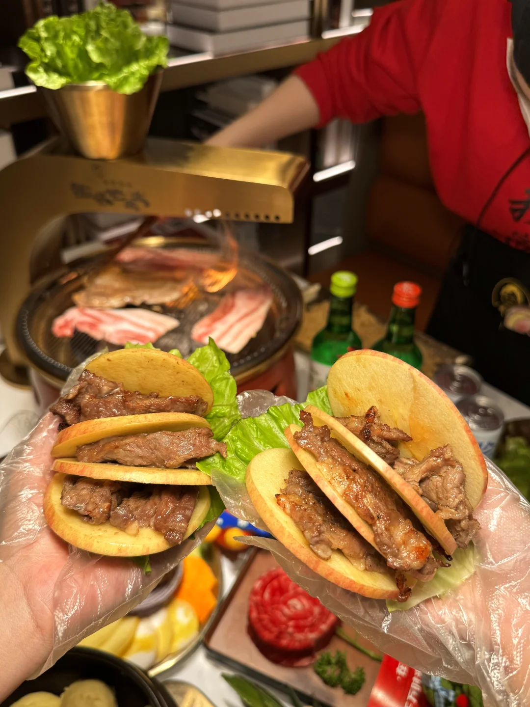 柳州你也是好起来了。。。在书店吃烤肉📕