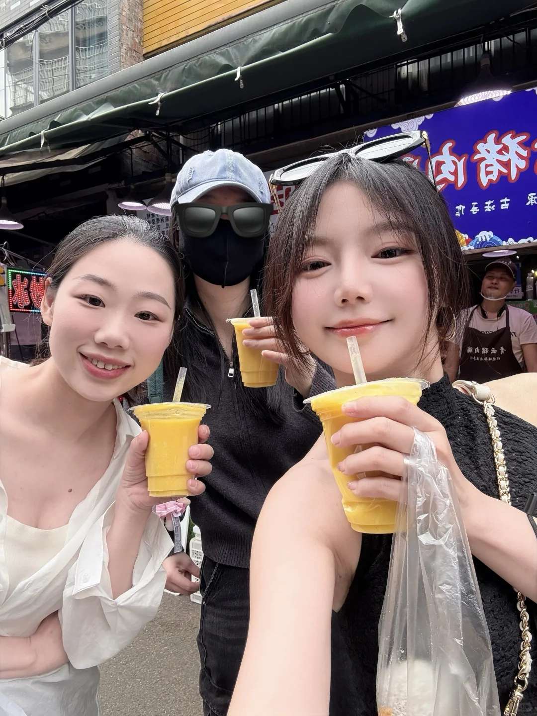 158ootd|旅行穿搭😋穿牛仔裤在柳州好chill