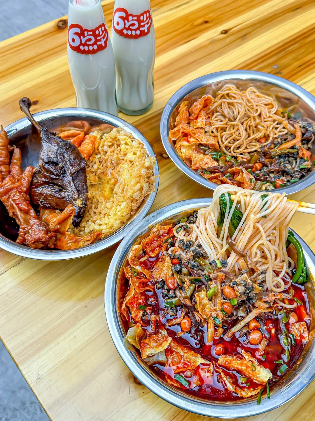 来柳州第一件事！下动车直奔这家螺蛳粉