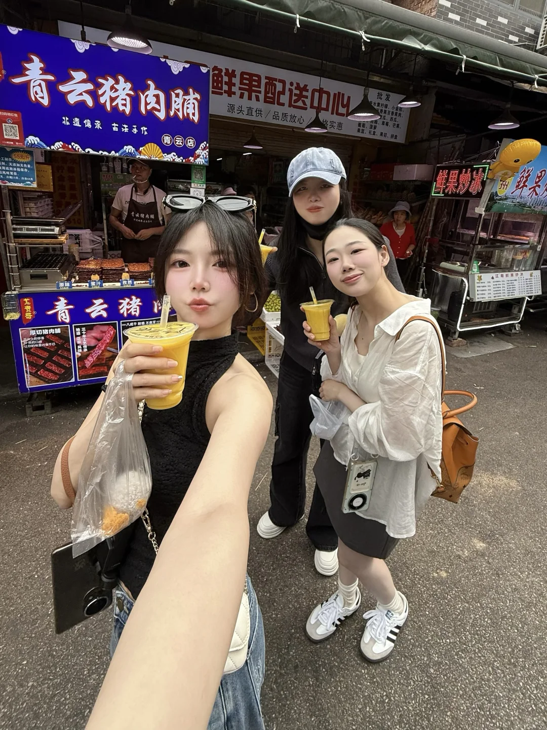 158ootd|旅行穿搭😋穿牛仔裤在柳州好chill