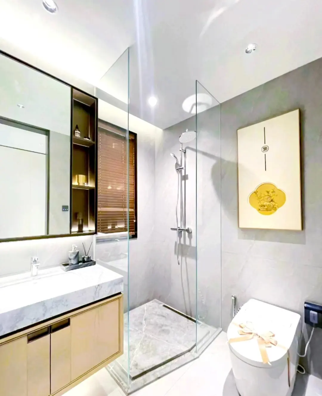 出售南宁原价420万一套别墅，现价155万出售