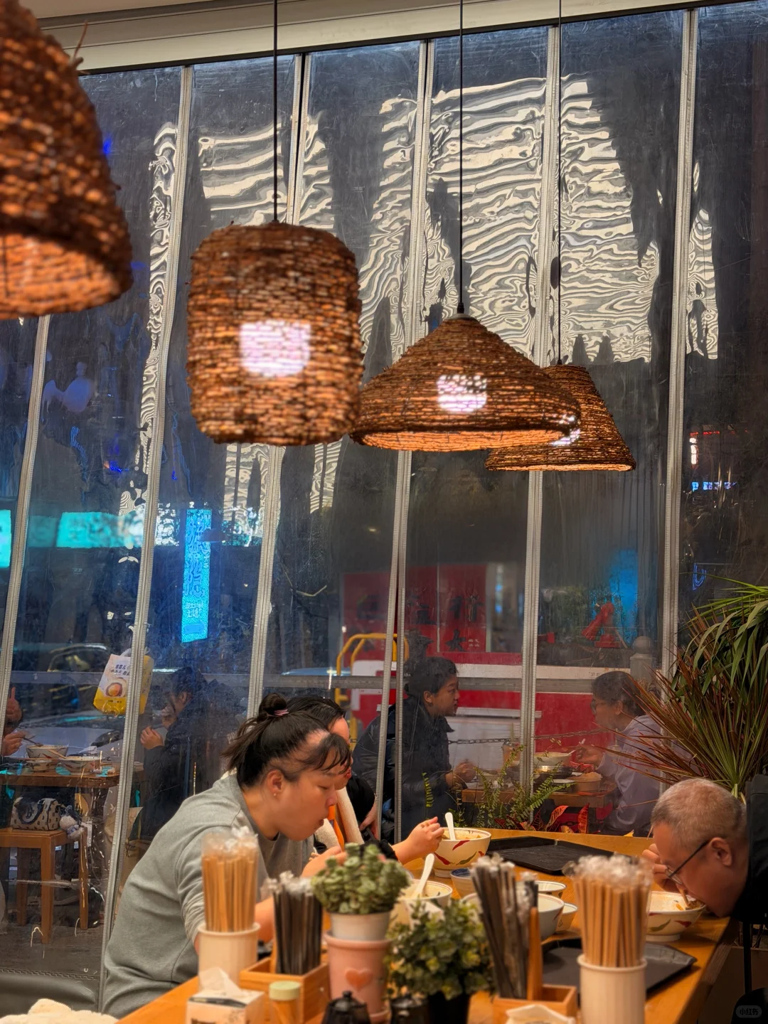 郑州竟然藏着跟柳州一模一样的美食！！😭