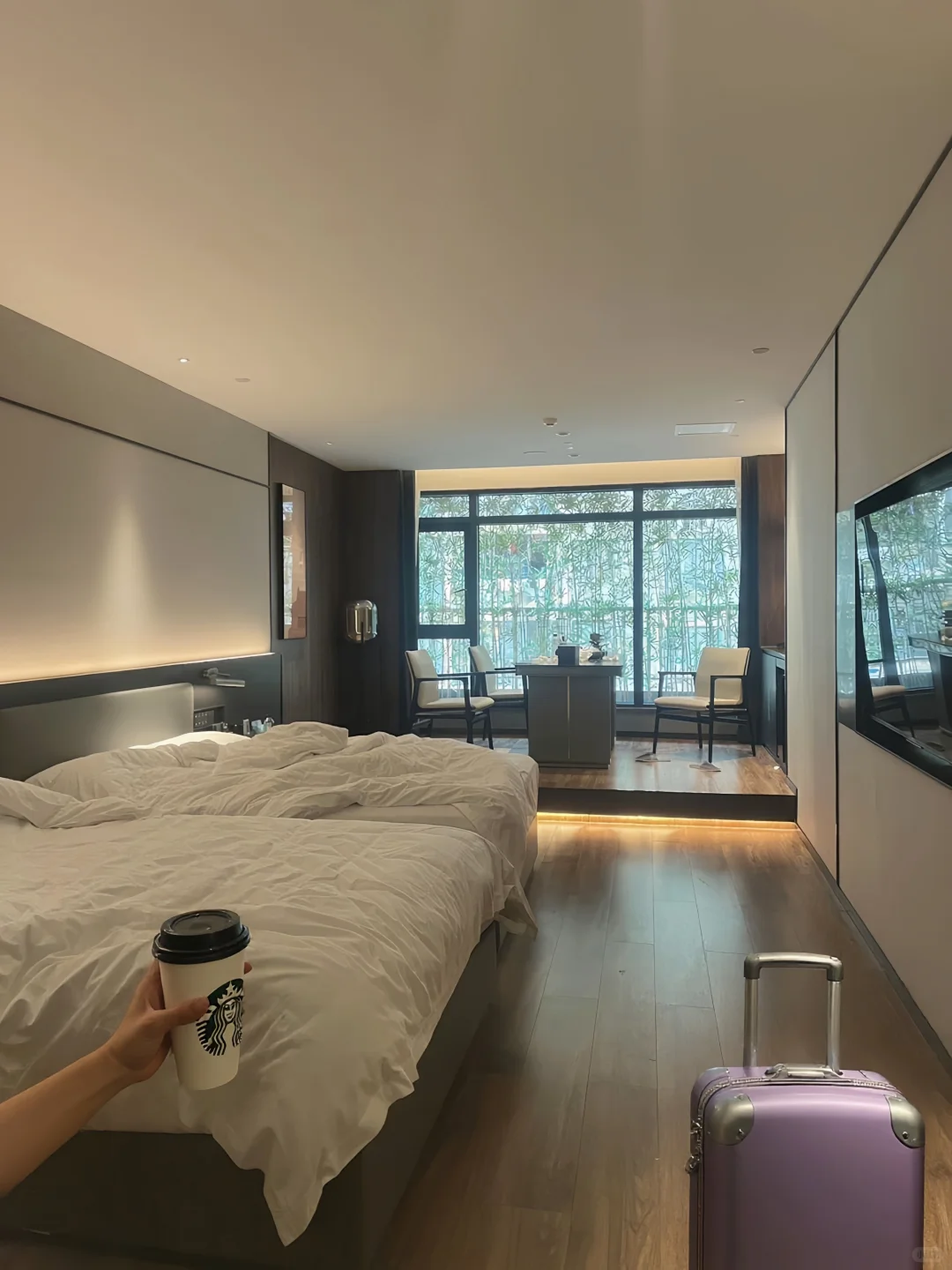 柳州！！五星街！！80块😭😭不想退房