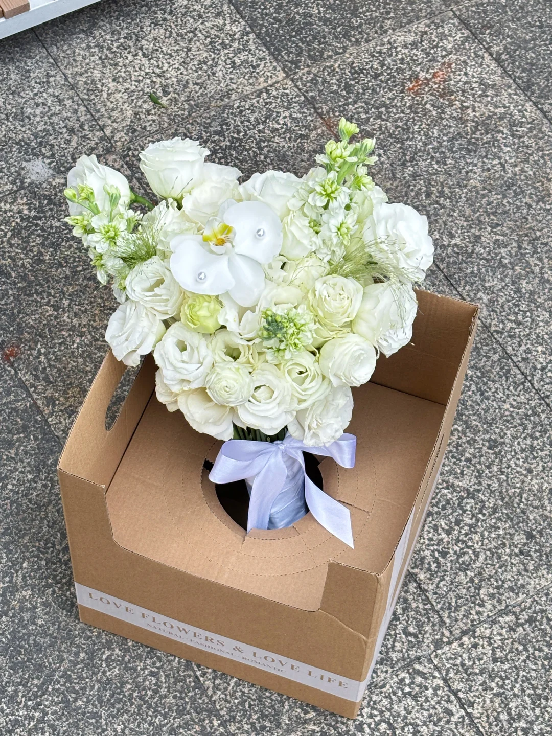 小预算领证韩系白色手捧花｜柳州花店