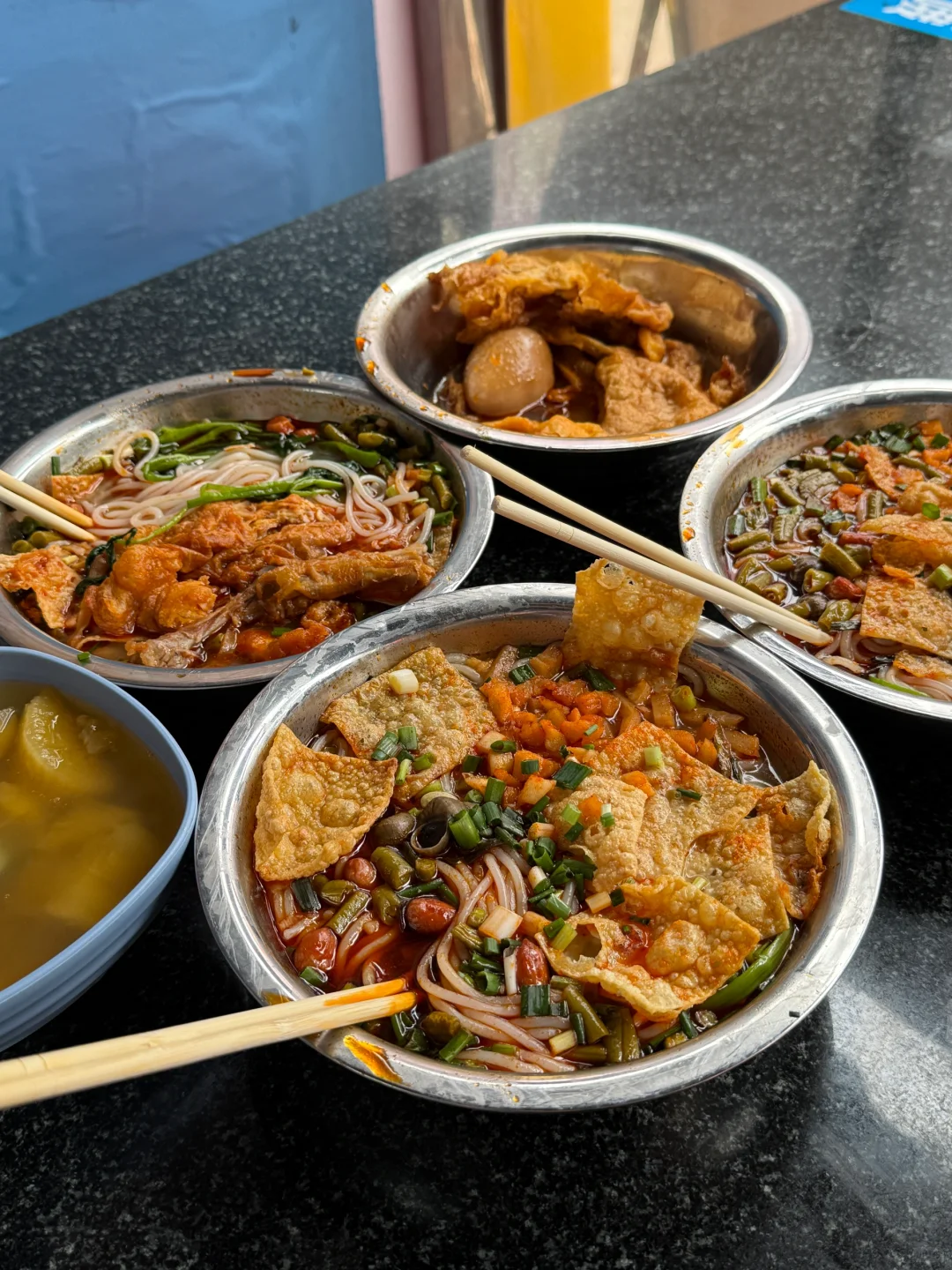 158ootd|旅行穿搭😋穿牛仔裤在柳州好chill