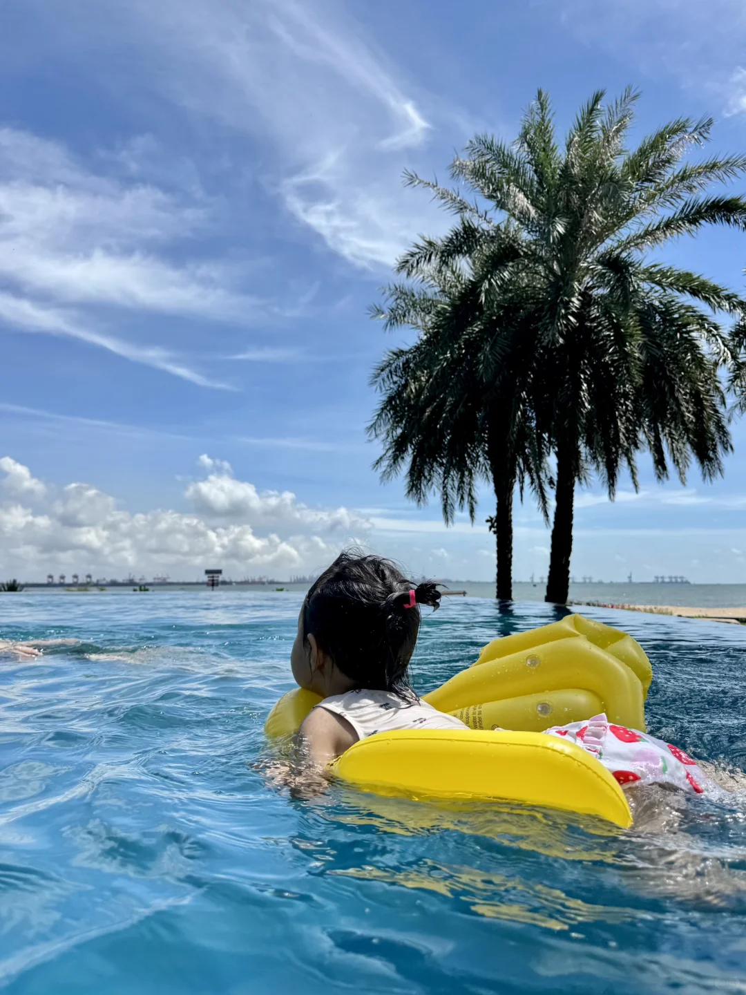 别卷三亚了！广西这座冷门海滨小城太香了！🌊