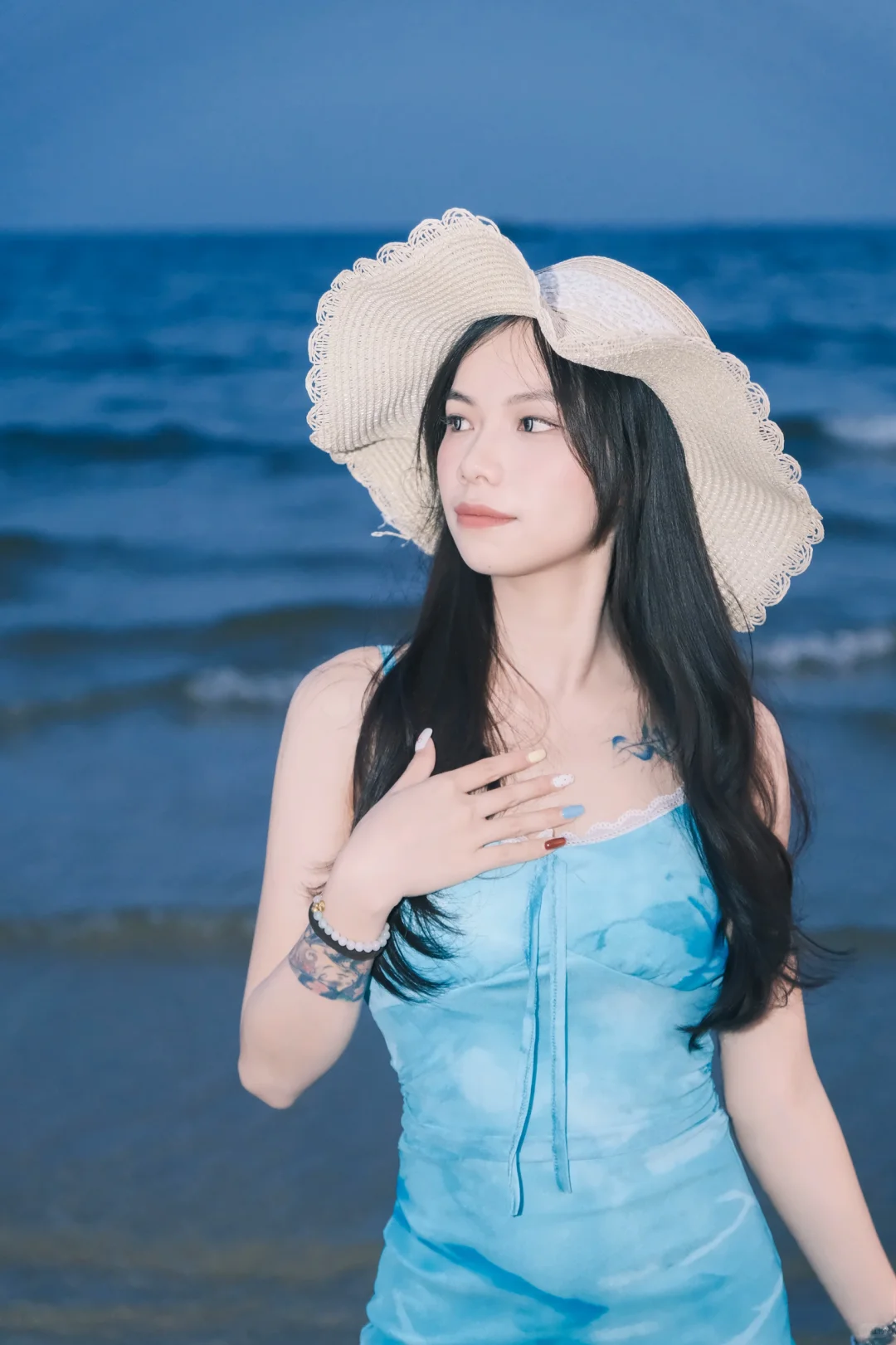 都别来防城港了！这海滩真的没法看！