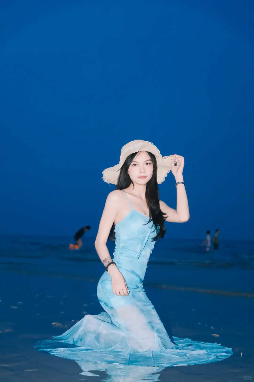 都别来防城港了！这海滩真的没法看！