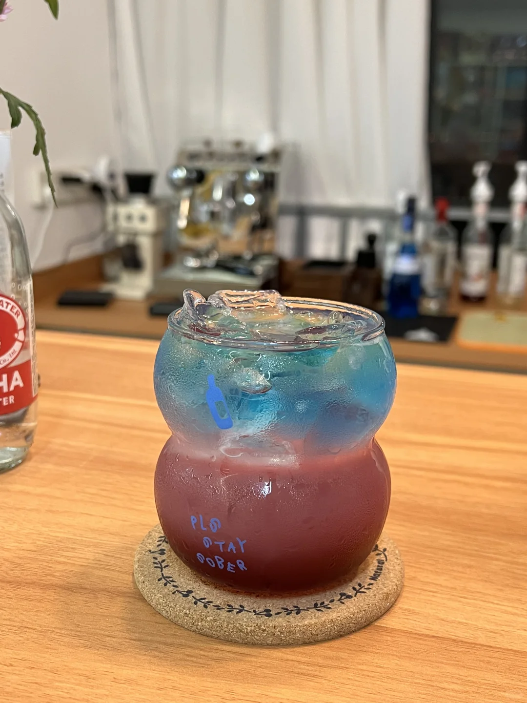 南宁 | 仙葫 | 有人来桌游店一起喝酒吗