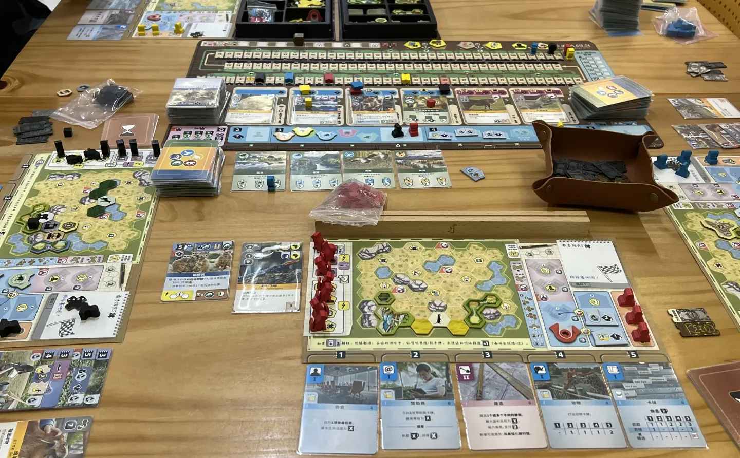 南宁 | 仙葫 | 有人来桌游店一起喝酒吗