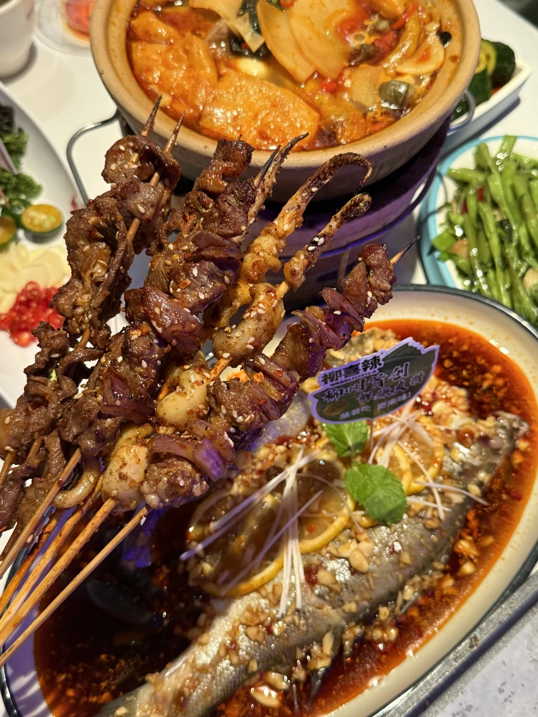 感谢马思唯.. 吃到了柳州特色！！