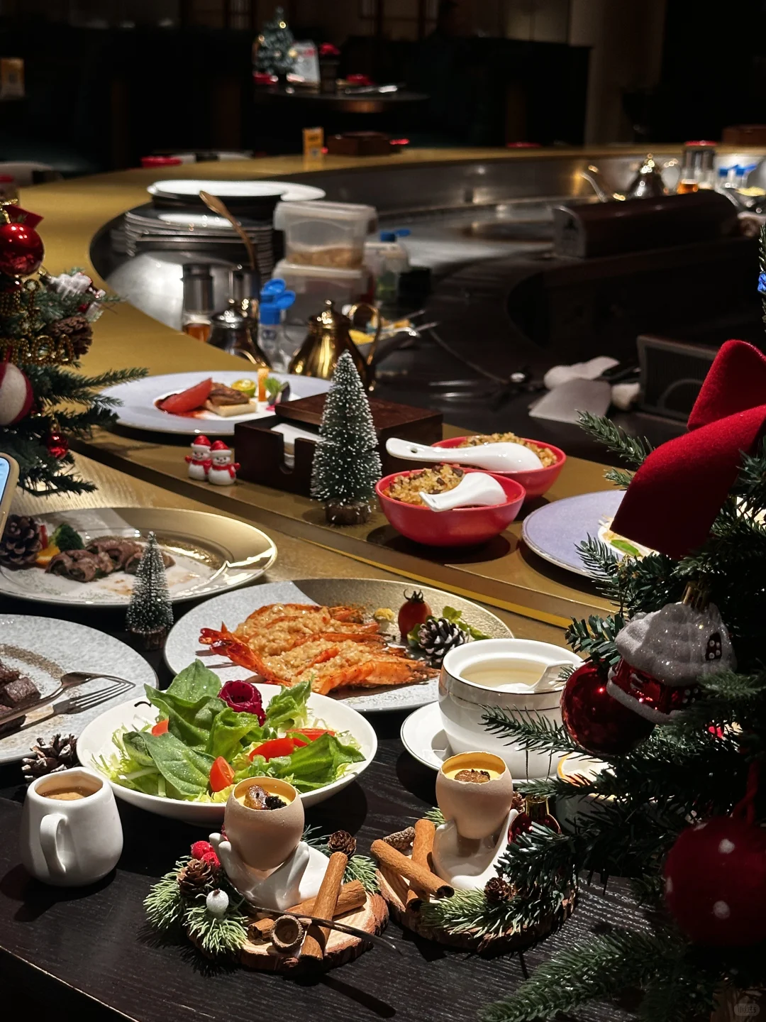 南宁坠有圣诞氛围感的地方出现了！！好吃出片