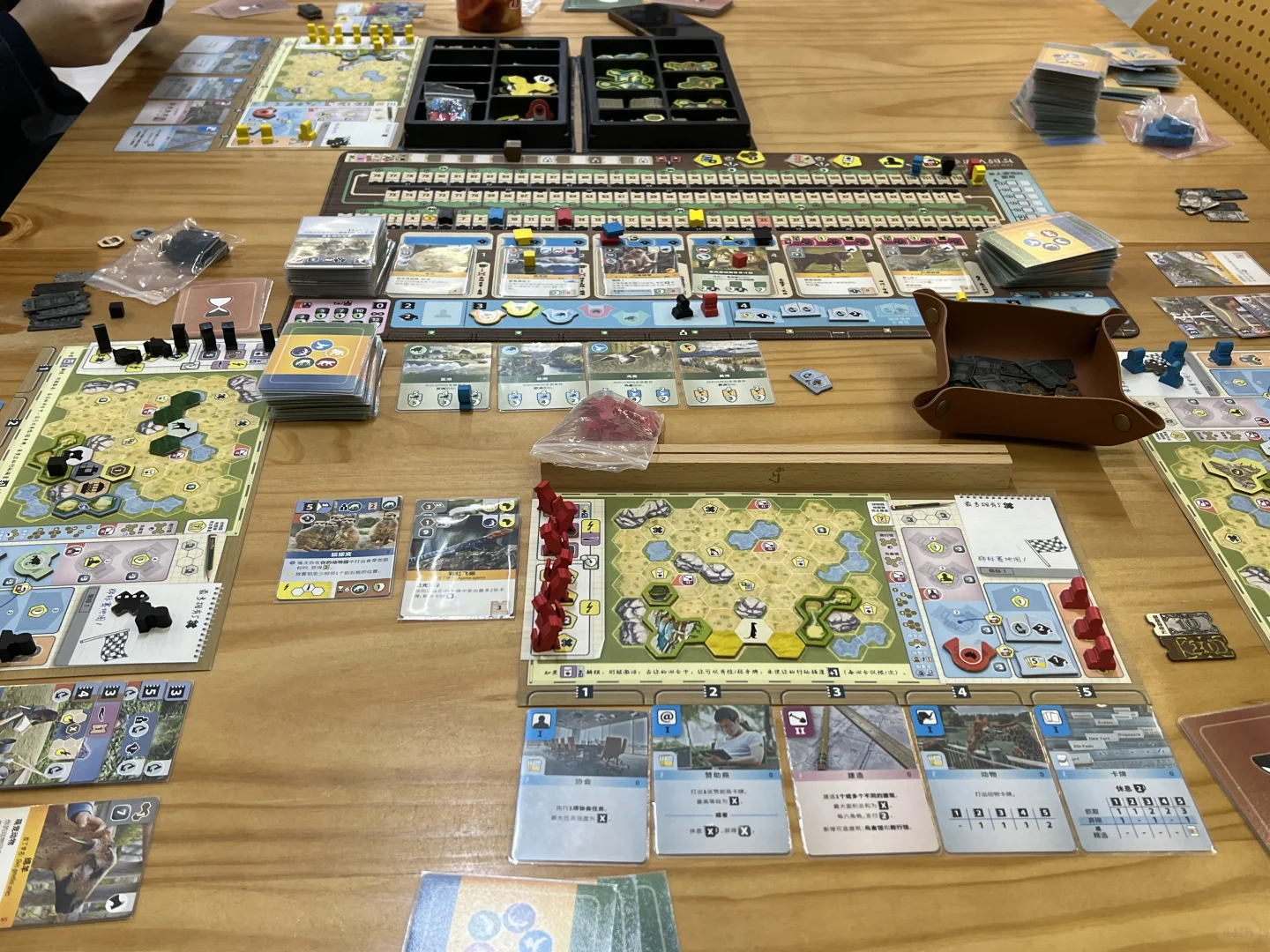 南宁 | 仙葫 | 有人来桌游店一起喝酒吗