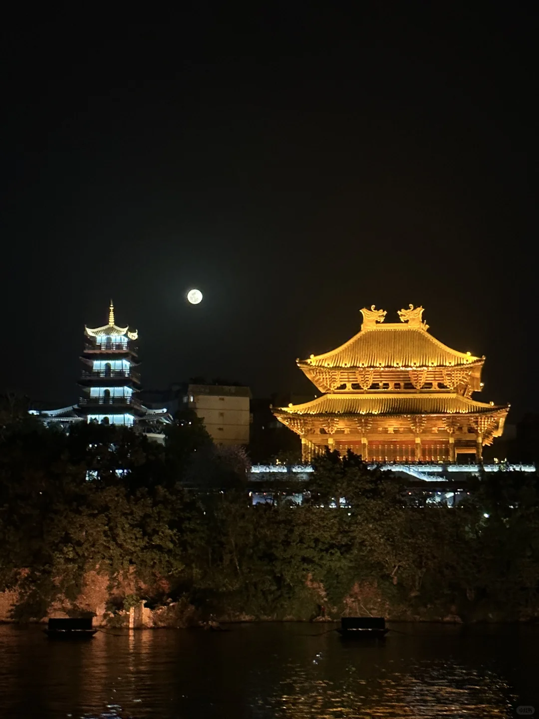 不是上海。。是柳州！被柳州的夜景美疯了！！