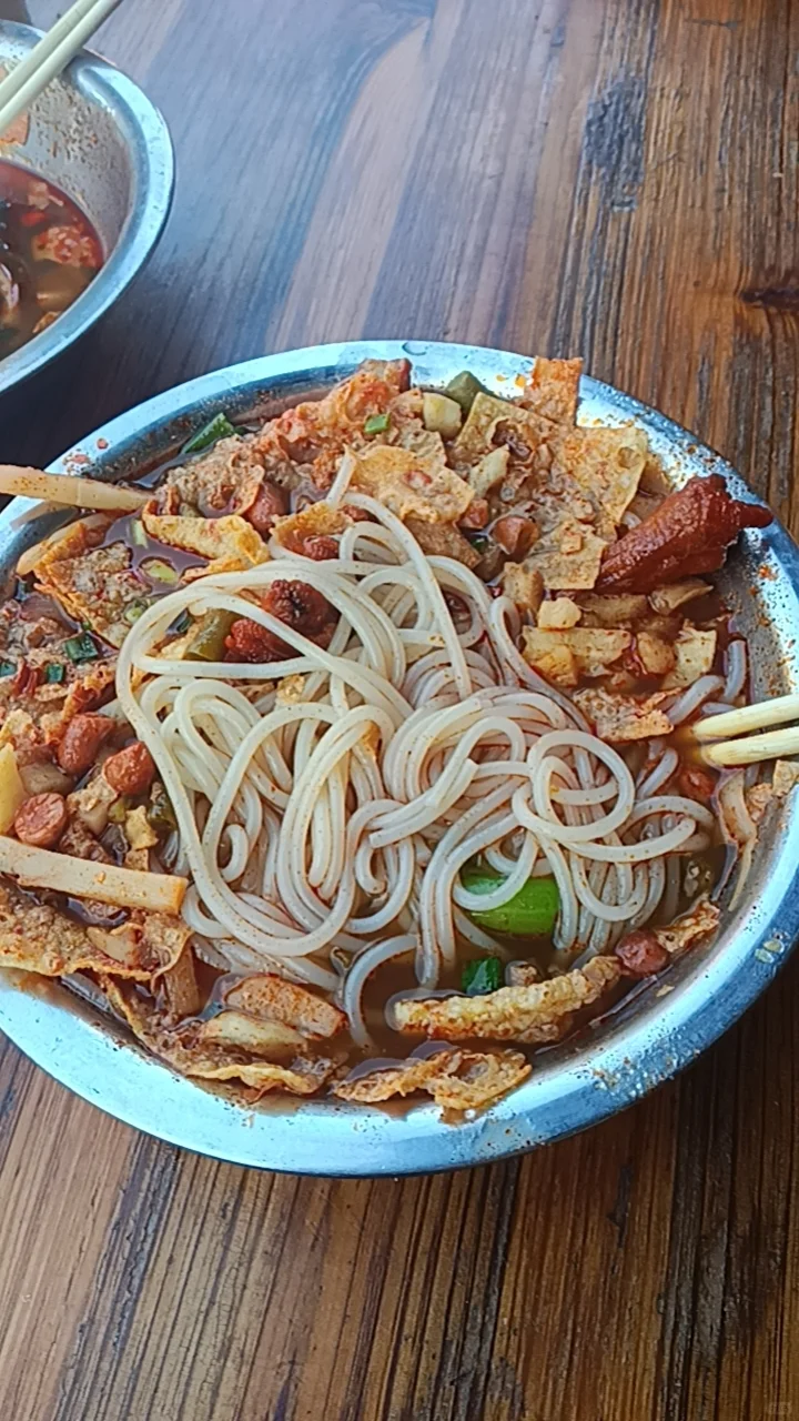 柳州首日｜被螺蛳粉喂饱的快乐谁懂啊！