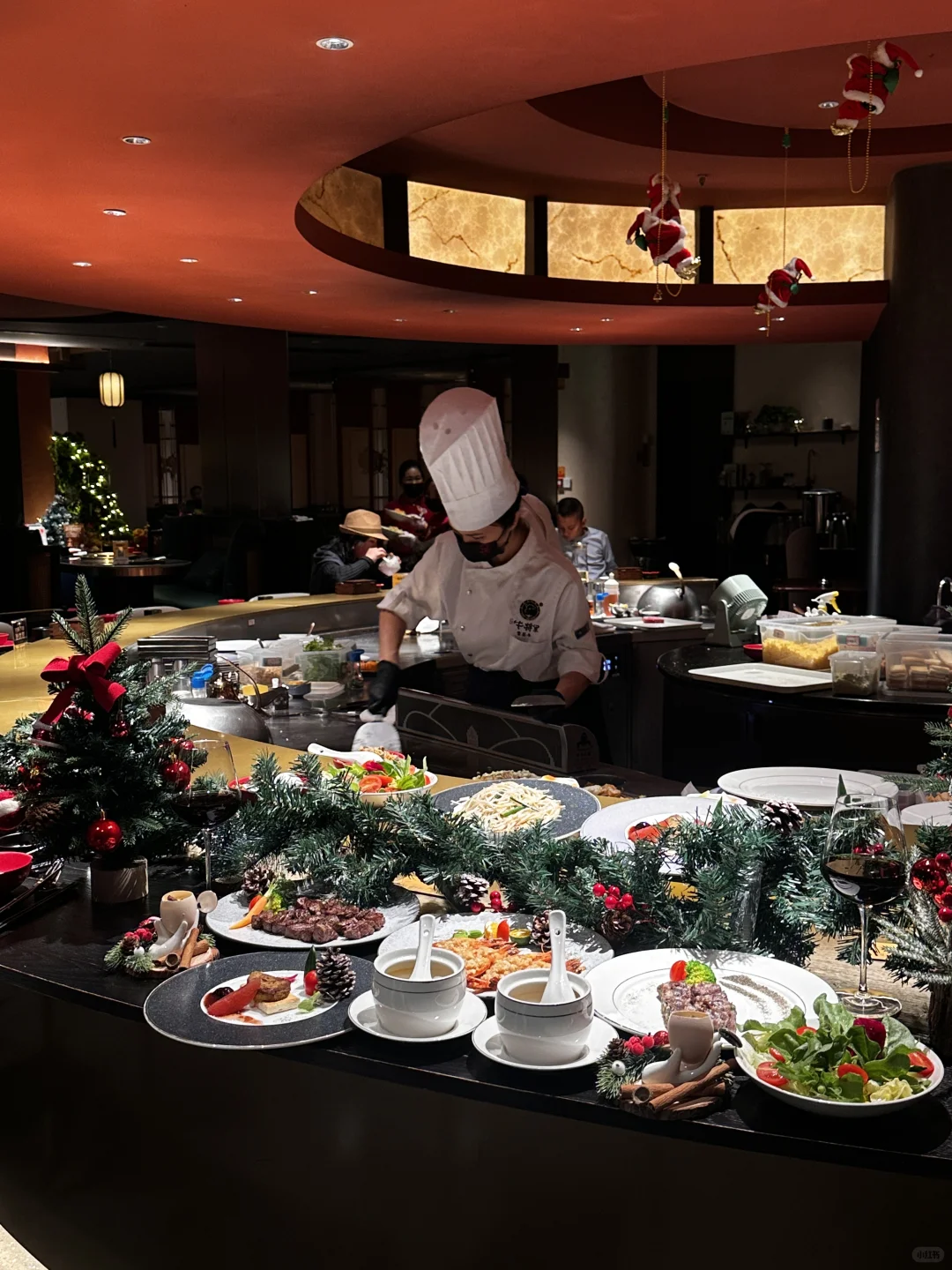 南宁坠有圣诞氛围感的地方出现了！！好吃出片