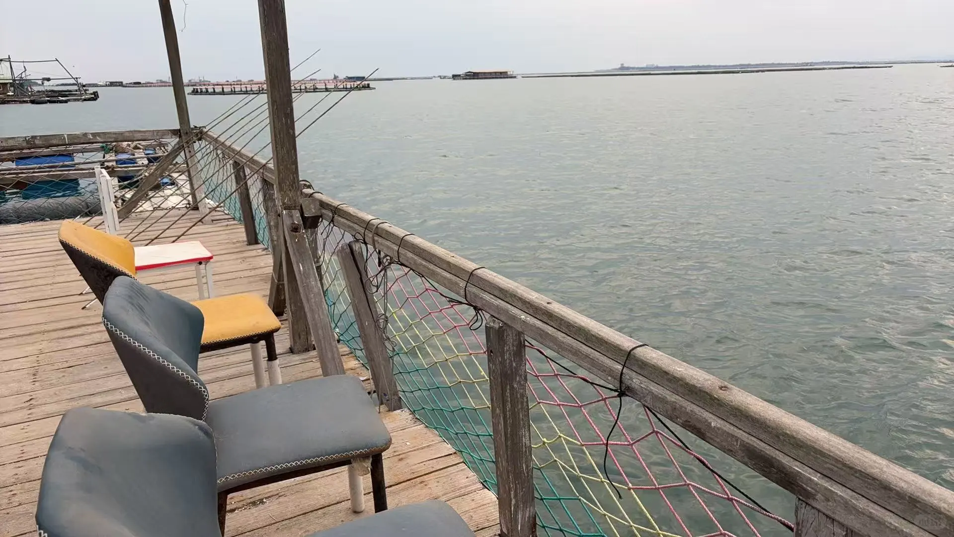 防城港海上平台畅钓12小时，自带帐篷可露营