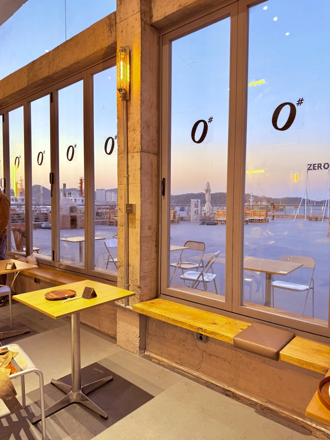 防城港！可以看海的咖啡店☕️