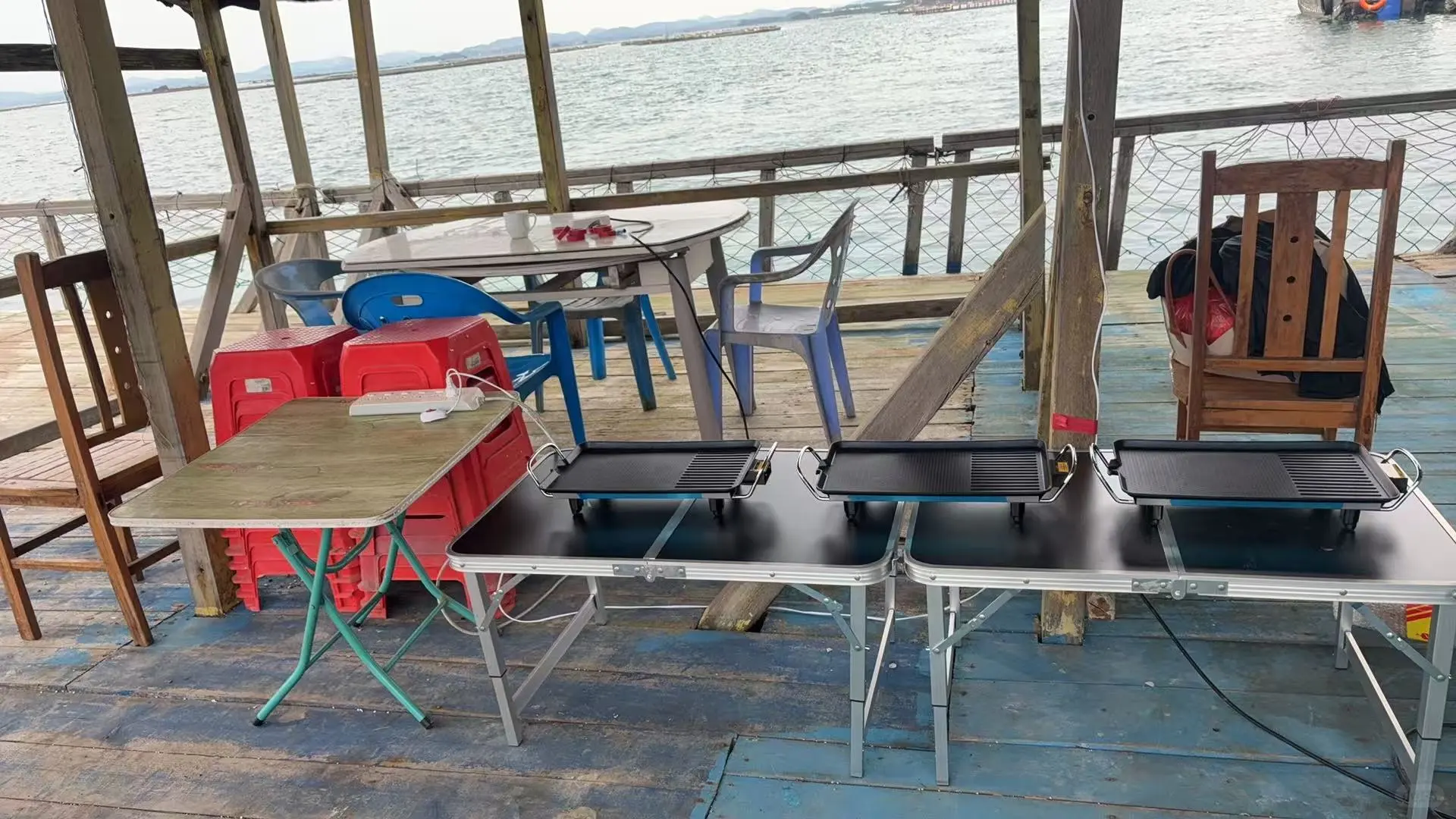 防城港海上平台畅钓12小时，自带帐篷可露营