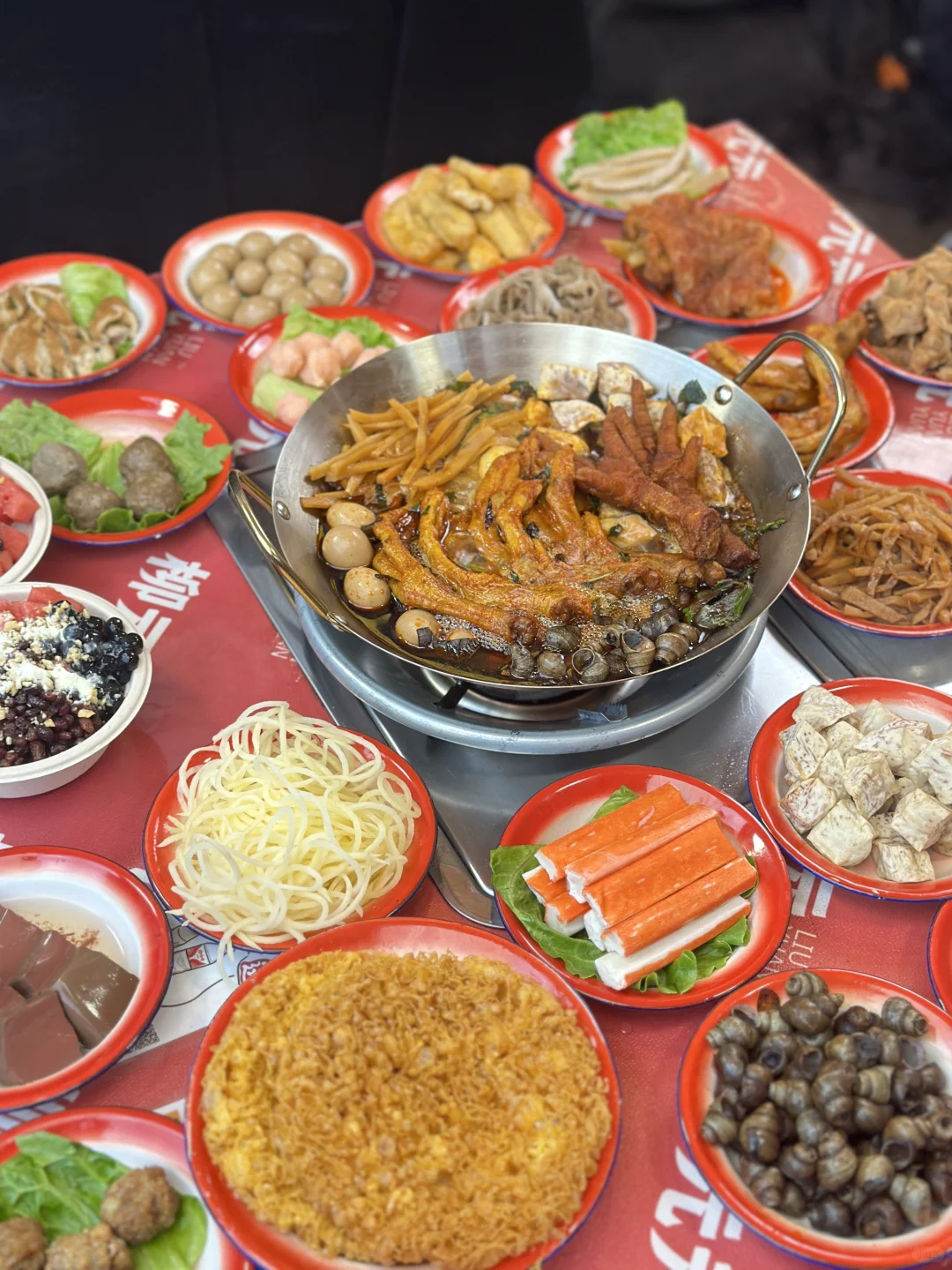 柳州海底捞这个帅哥！！