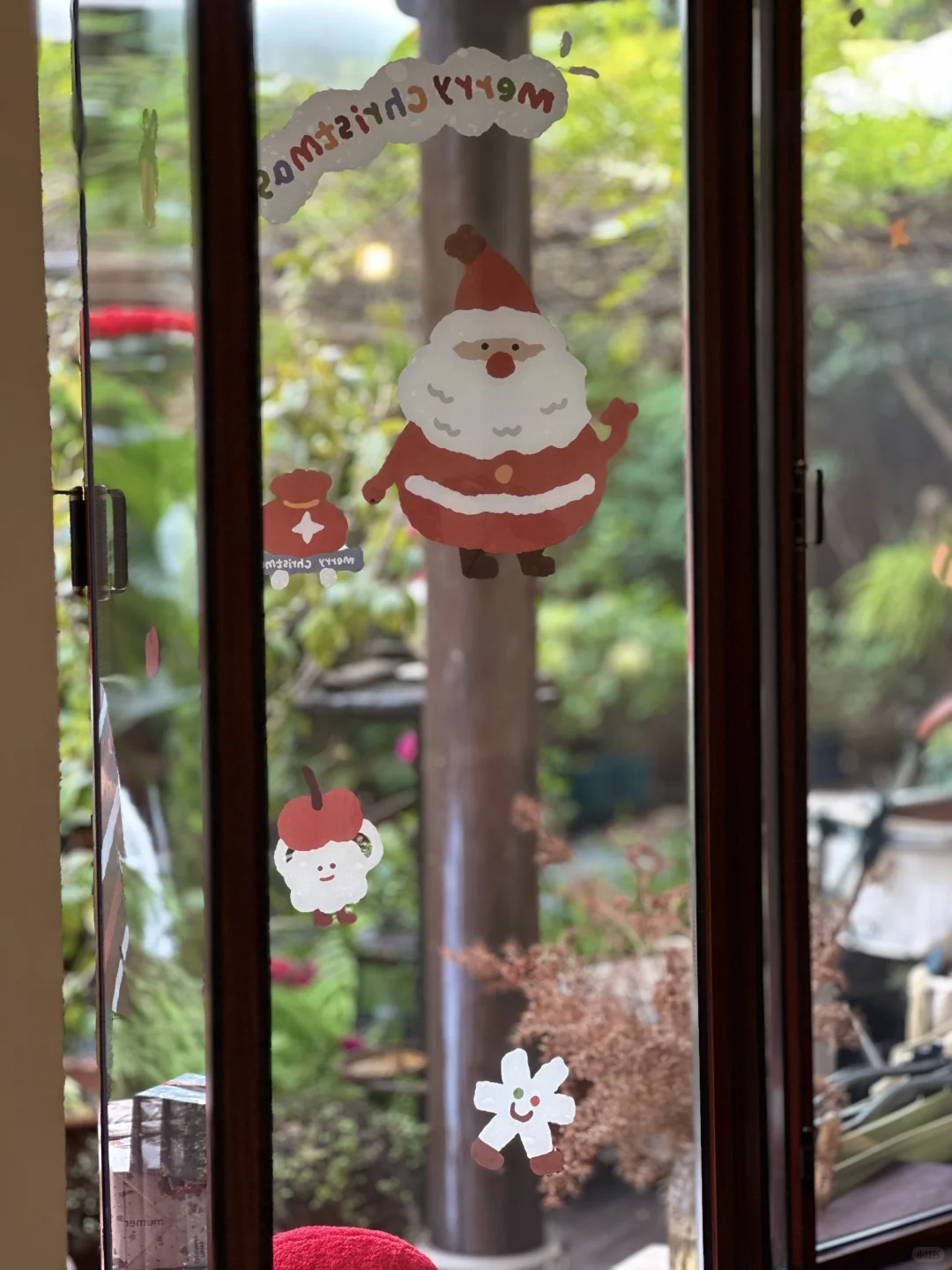 柳州的。。掌握了很新的圣诞p图方式🎅🏻🎄☕