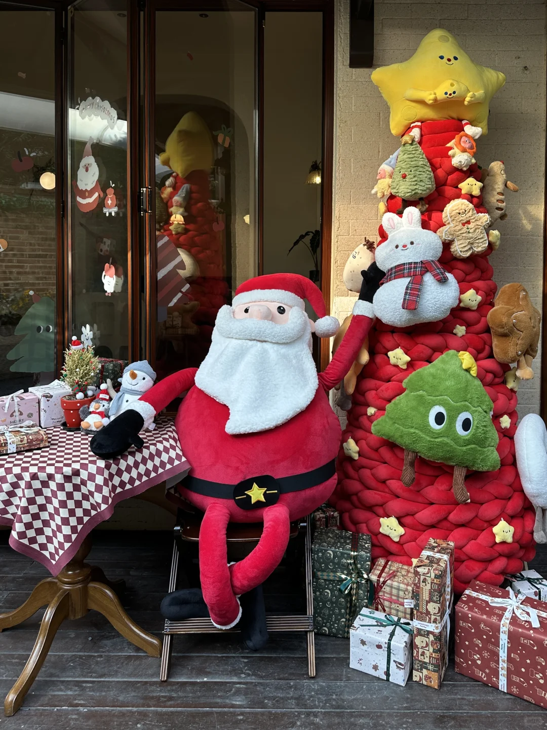 柳州的。。掌握了很新的圣诞p图方式🎅🏻🎄☕