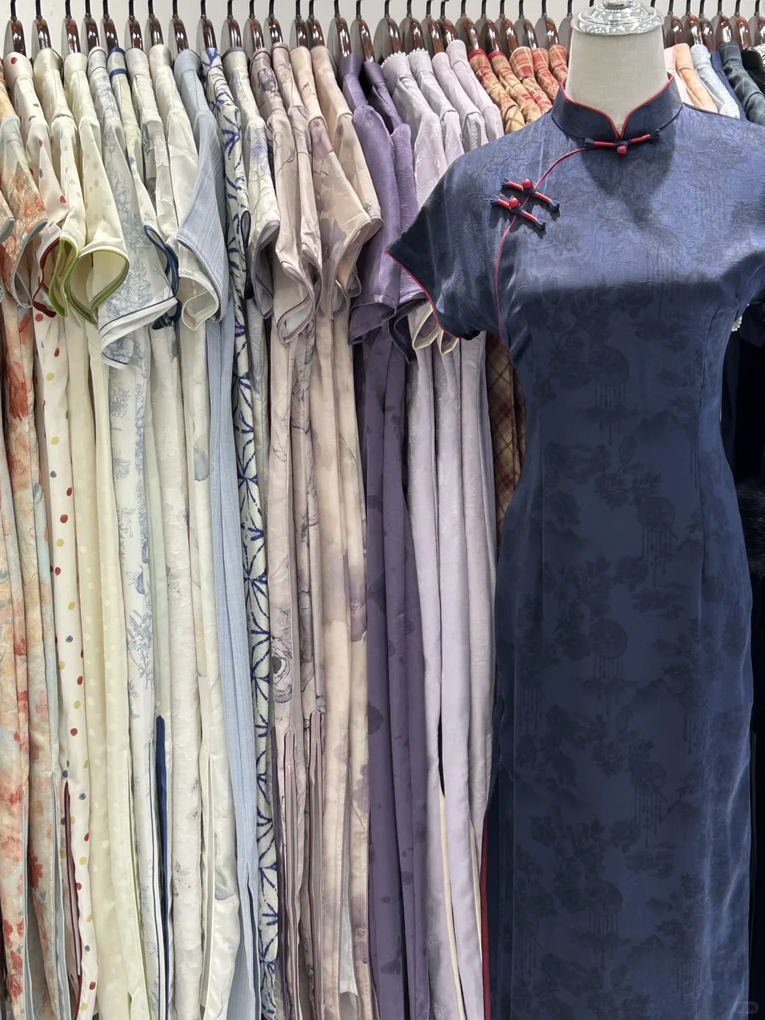 柳州五星街百元旗袍』买啦3️⃣件❗开心