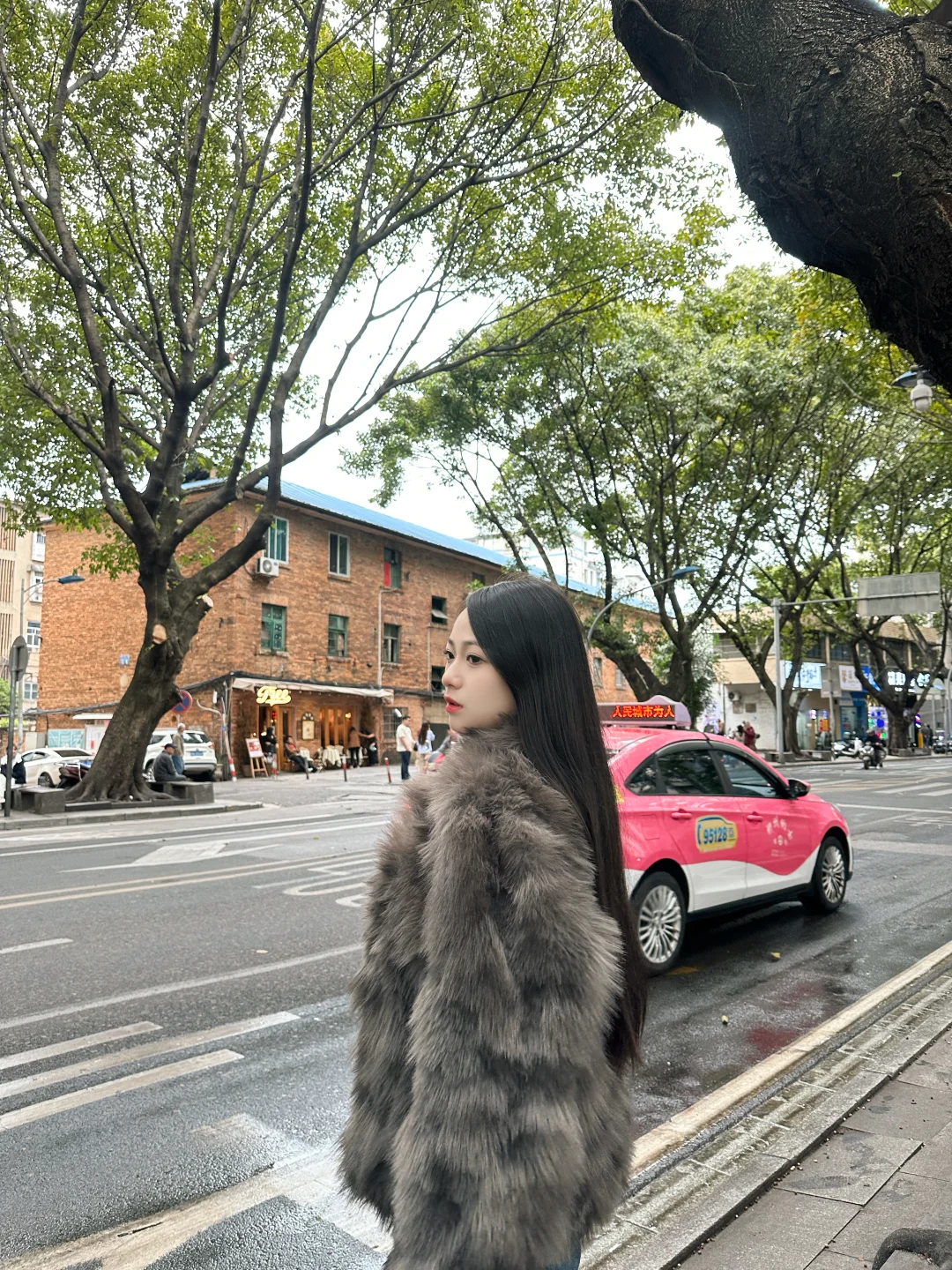 柳州的三中路给人一种回忆感太强了📸🌨️