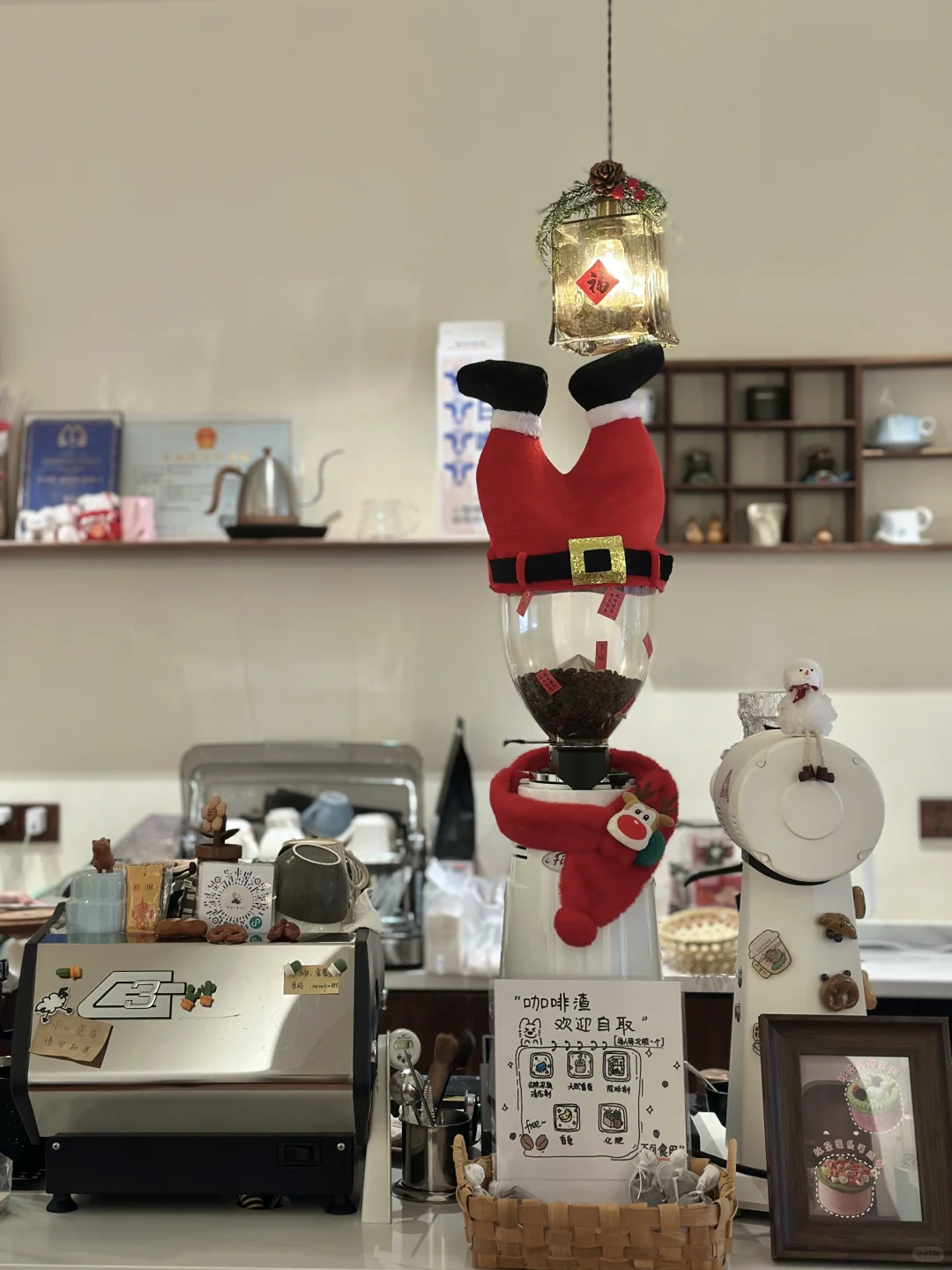 柳州的。。掌握了很新的圣诞p图方式🎅🏻🎄☕