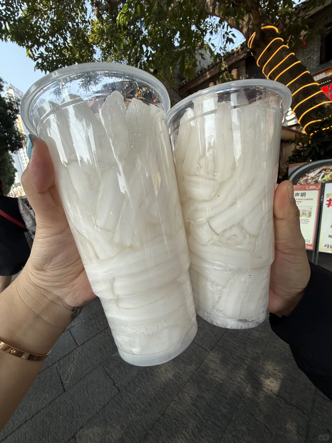 来个南宁人告诉我这是啥，好好吃啊！！