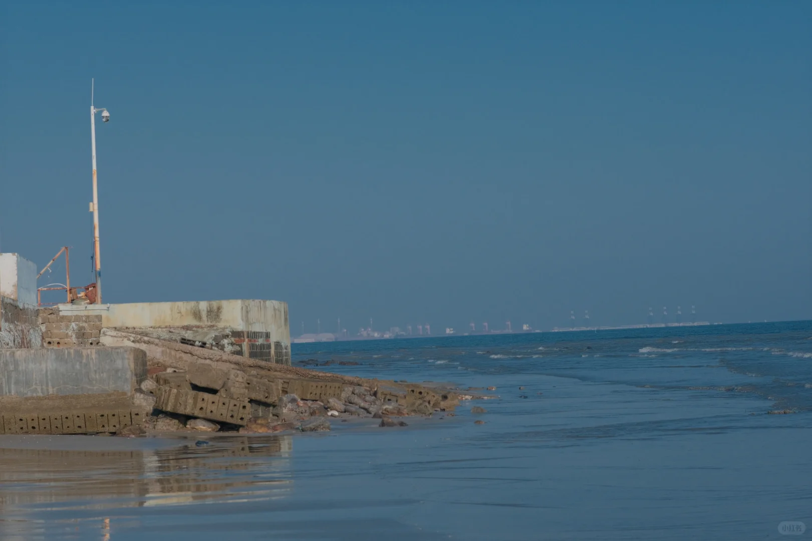 防城港：一个人超级少的渔村，很干净的海滩