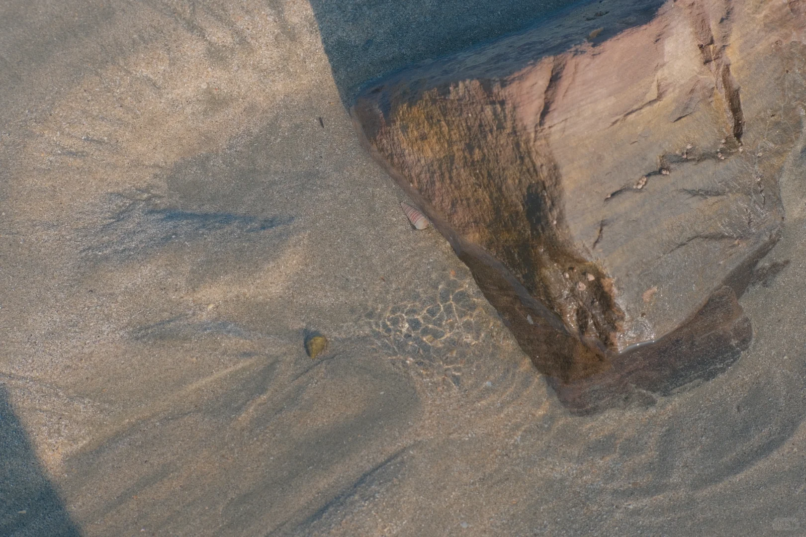 防城港：一个人超级少的渔村，很干净的海滩