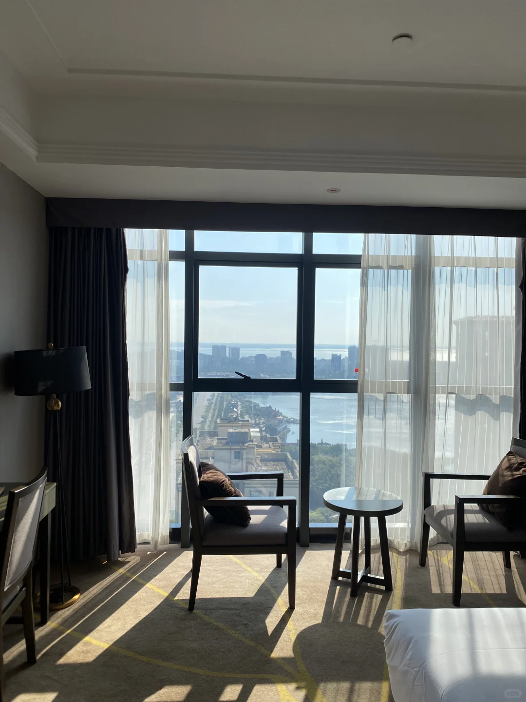 防城港酒店｜走进房间的一刻心情都变好了