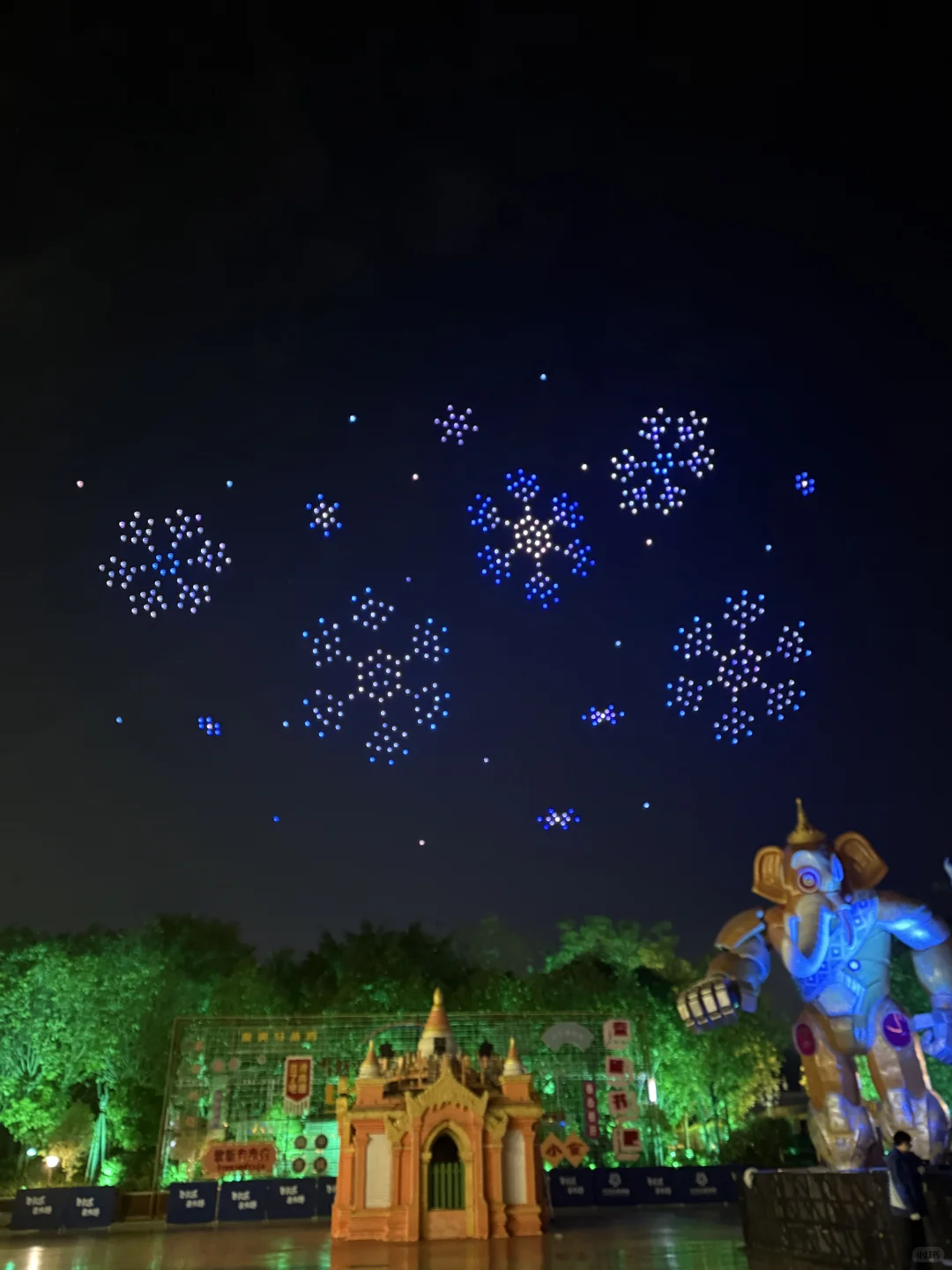 南宁！新的！飘雪小镇！！！❄️