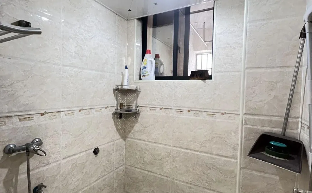 柳州卖房/柳东新区/仁和路/电梯三房