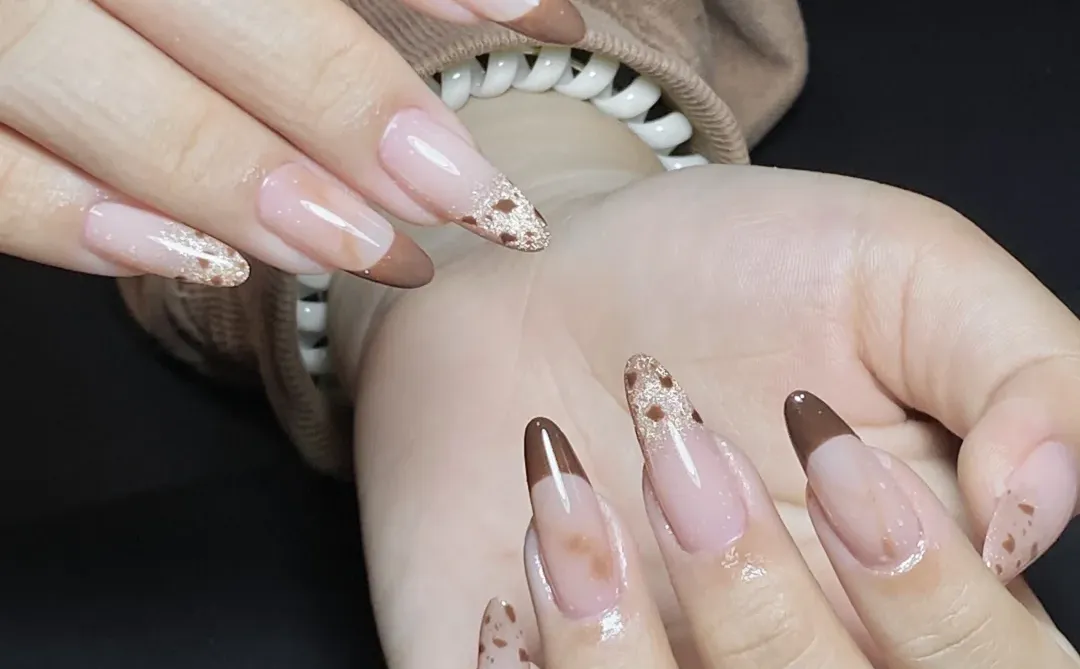 秋冬款氛围感美甲｜柳州