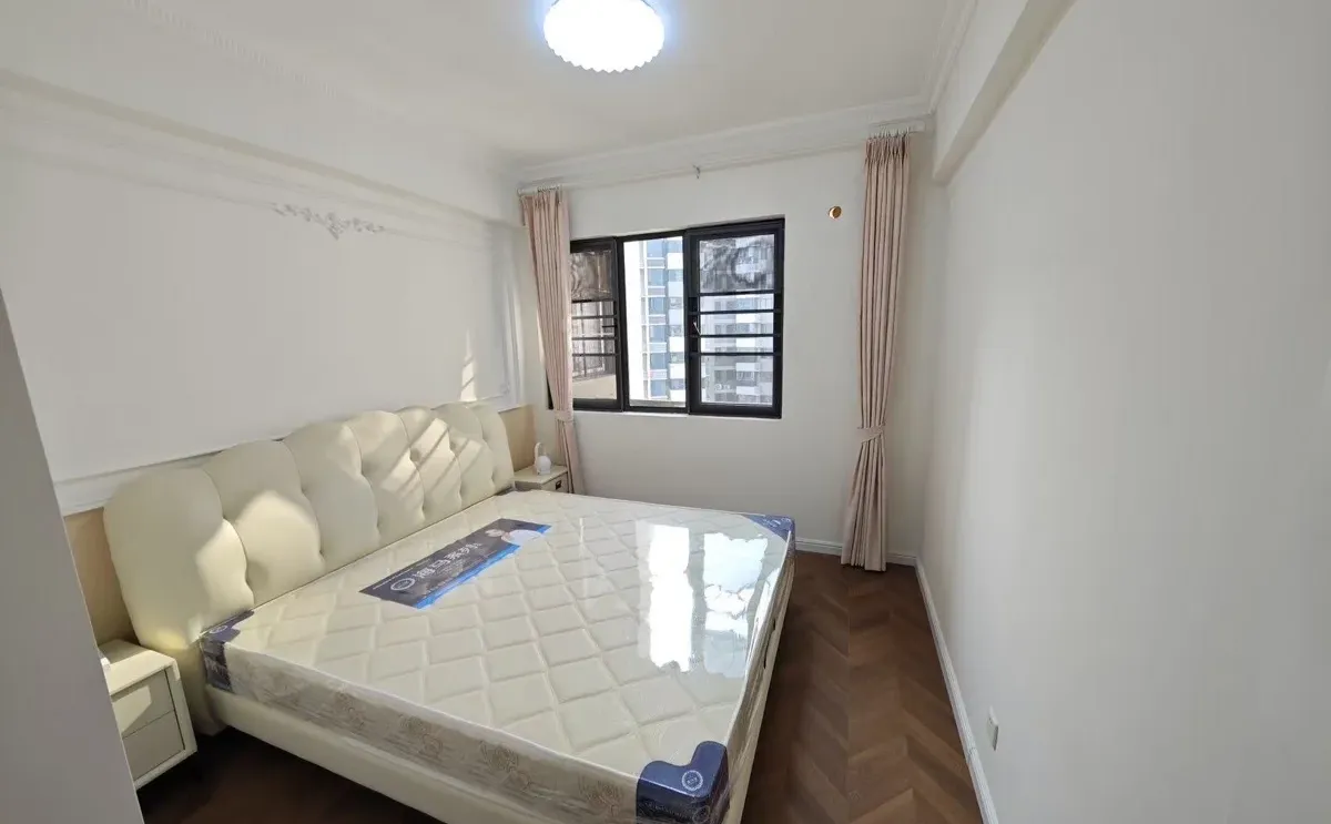 南宁租房｜青秀 保利领秀前城 轻奢风四房