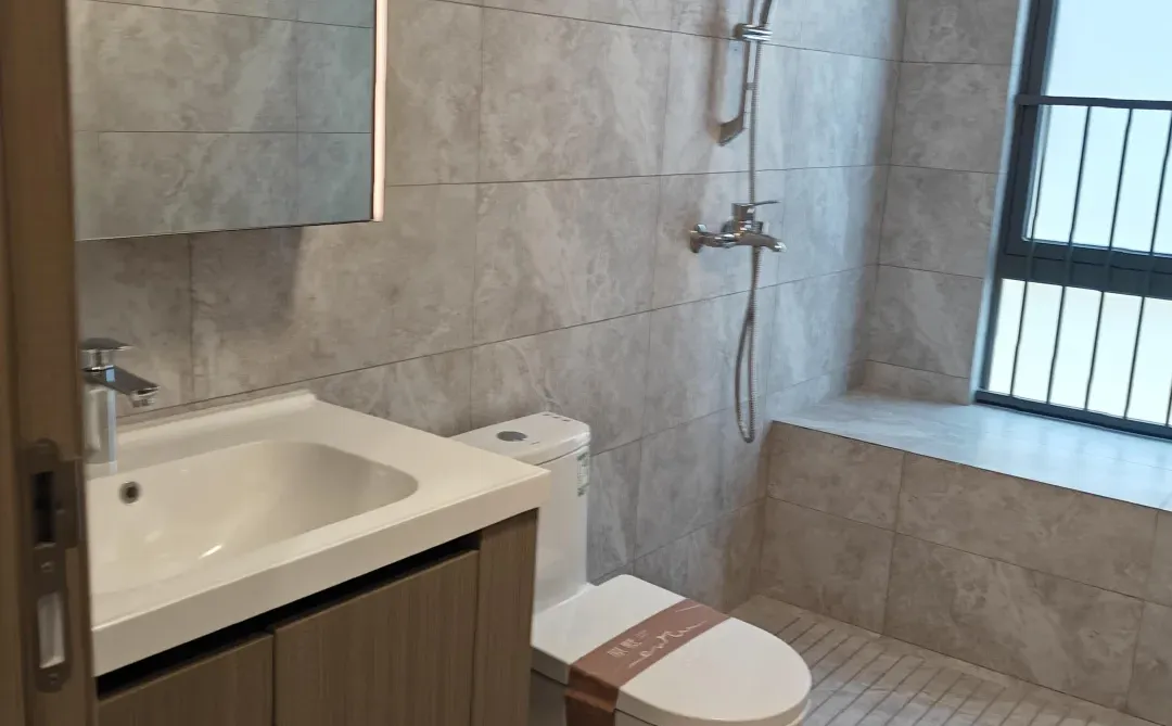 原价52万，现27万，南宁53平小户型，地铁口