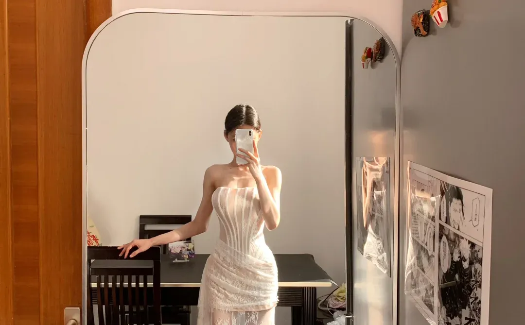 左滑 姐妹们 去海边穿哪条裙子好看啊！！