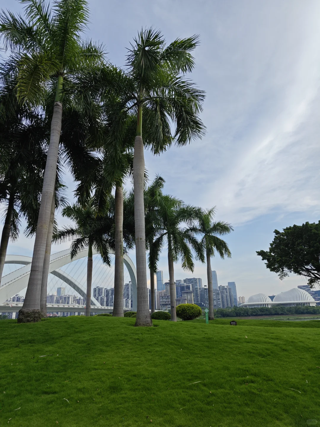 还是最喜欢南宁邕江的这一段江景，安静舒适