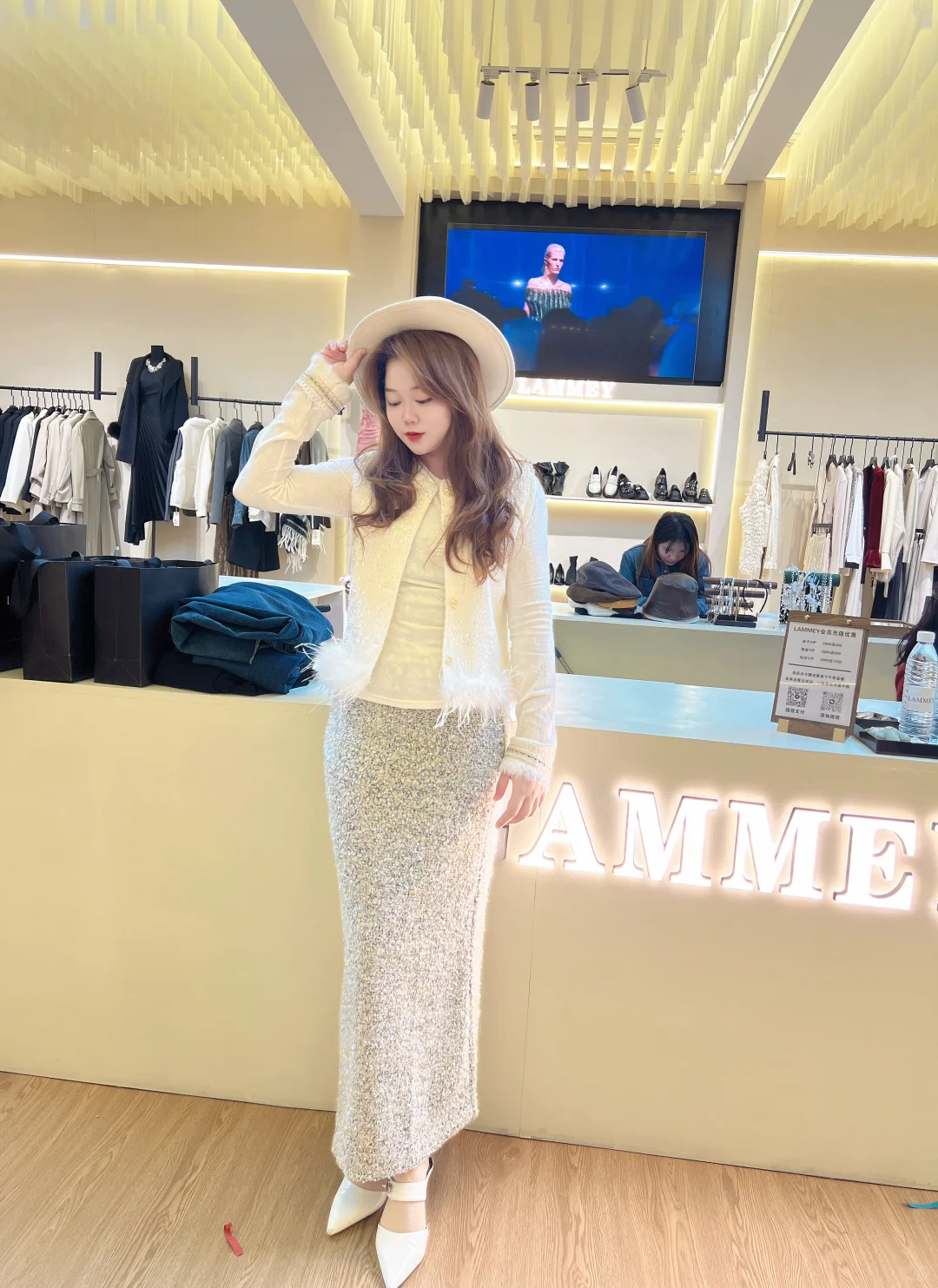 柳州万达新开的女装店，美到我心坎里了✨