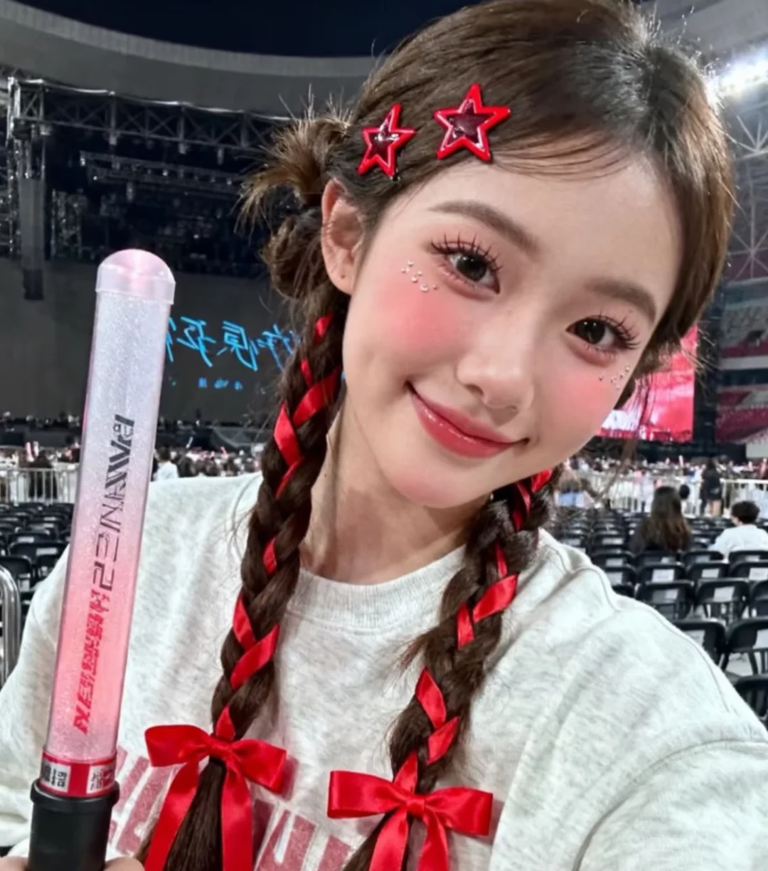 华晨宇演唱会南宁站约妆了、南宁化妆师、