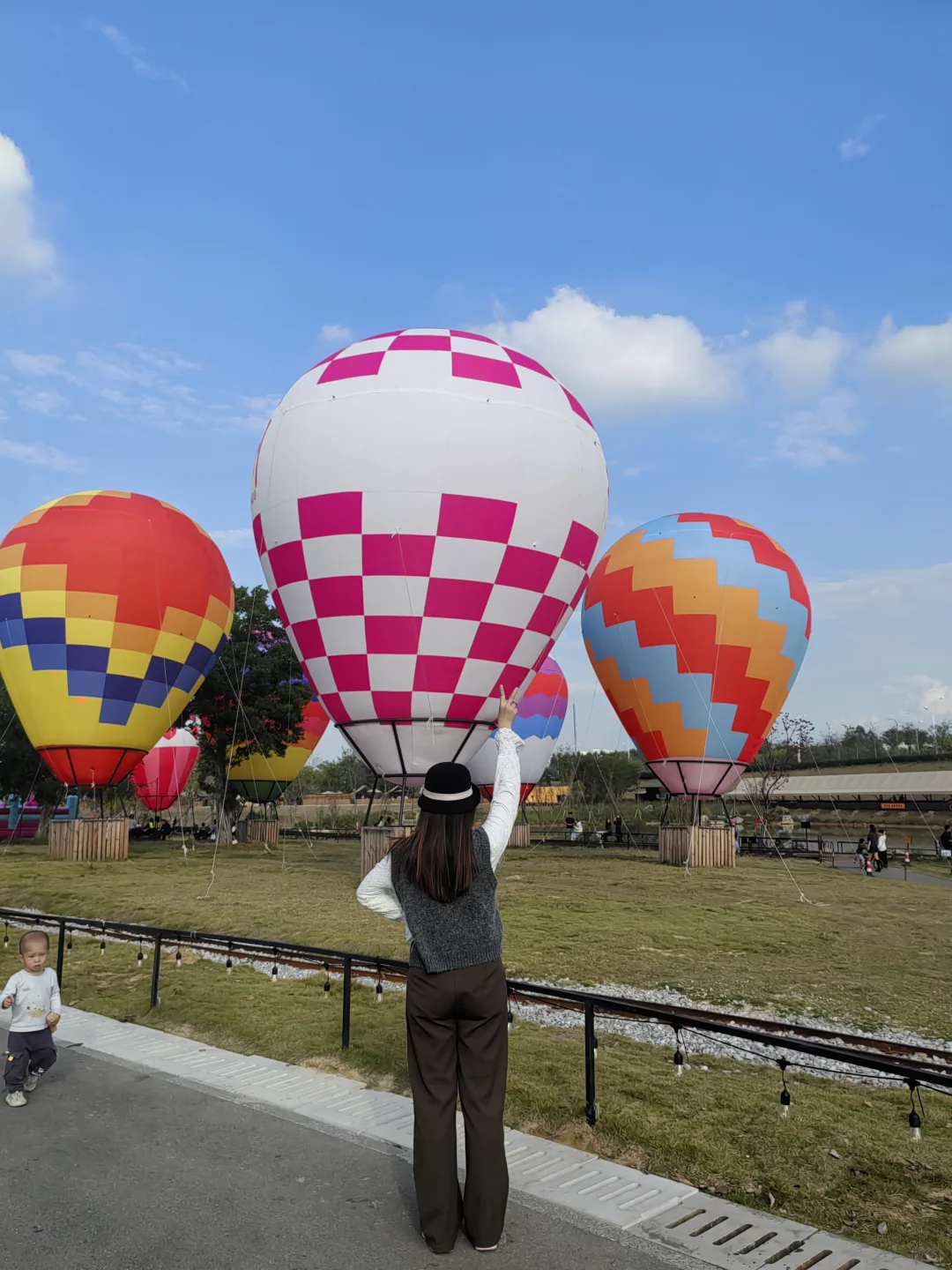 柳州热气球露营基地