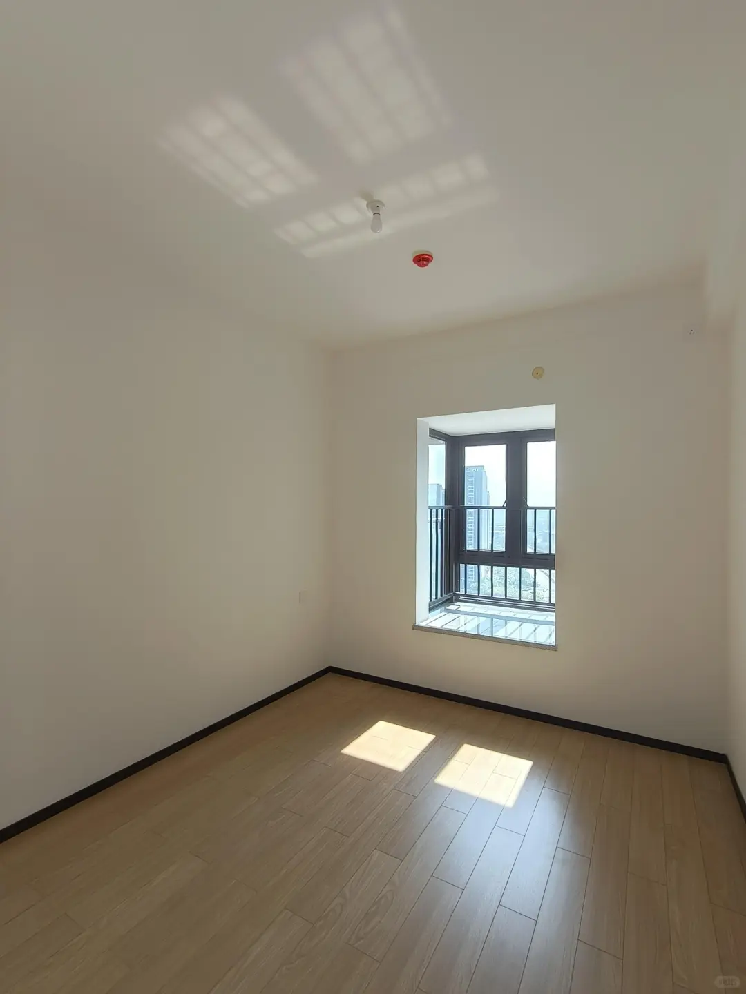 荣和五象院子80平精装3房，总价48万，现房