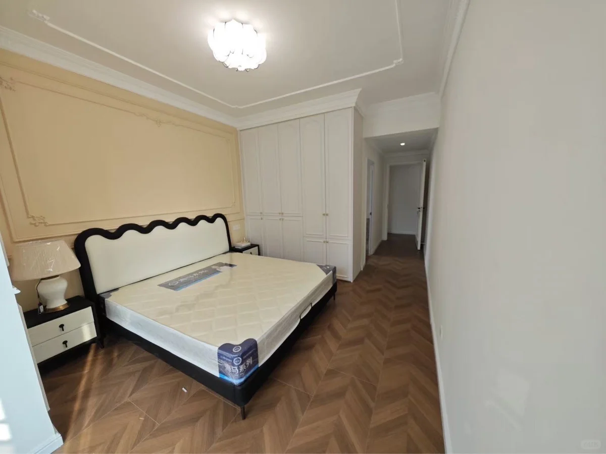 南宁租房｜青秀 保利领秀前城 轻奢风四房