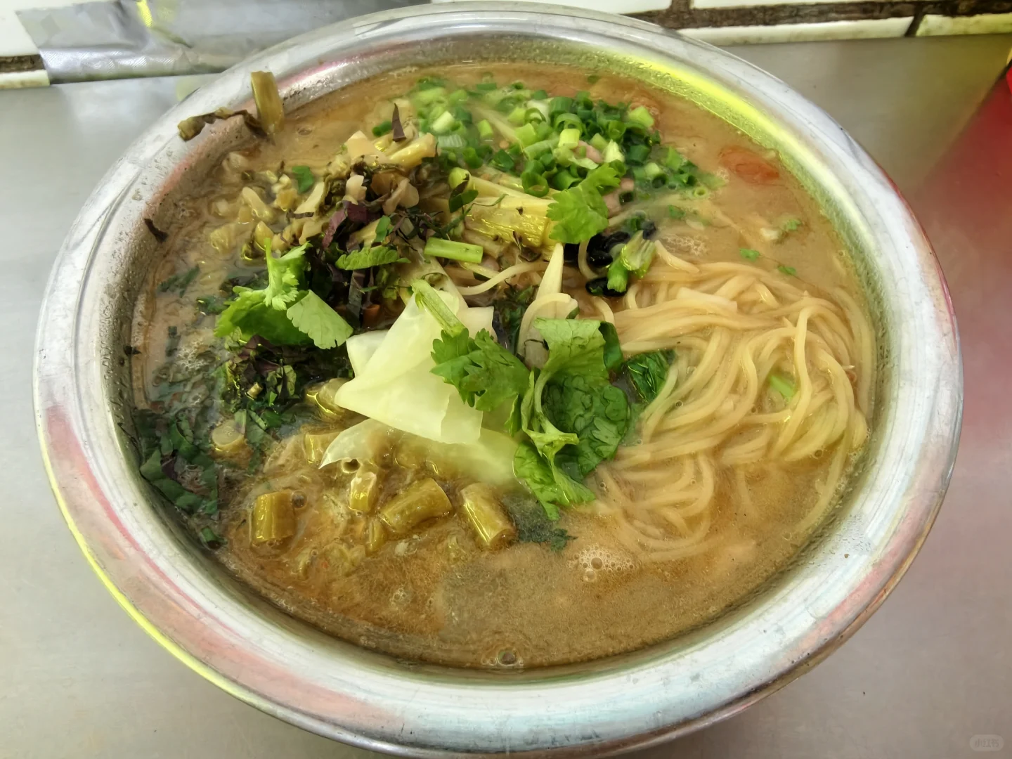 广西·南宁｜品香老友生榨米粉店