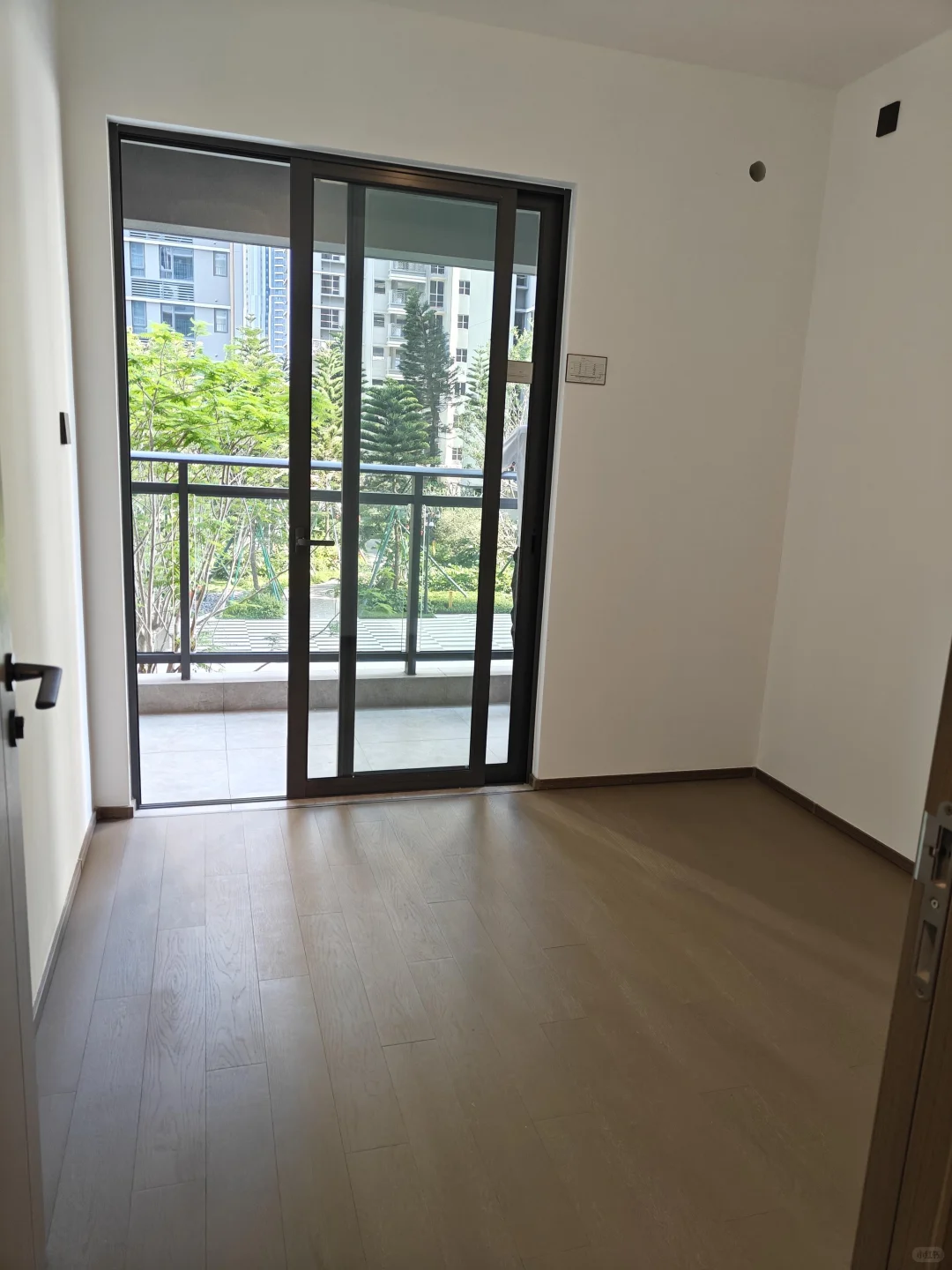 原价52万，现27万，南宁53平小户型，地铁口