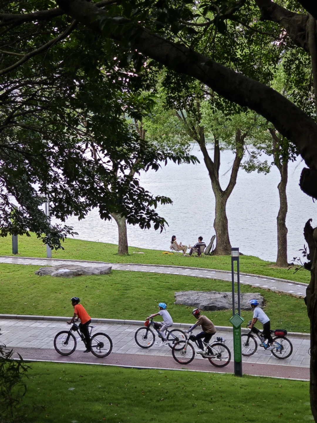 还是最喜欢南宁邕江的这一段江景，安静舒适